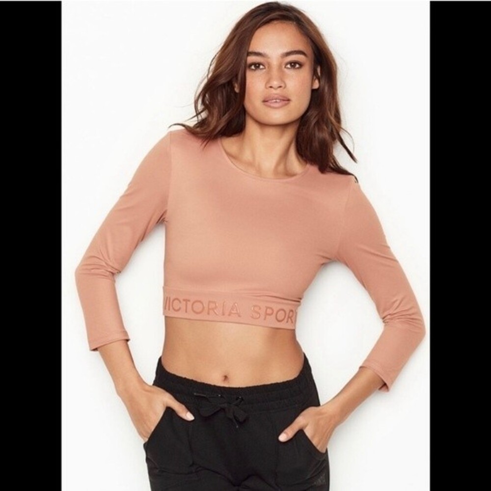 Victoria’s Secret Sport Long Sleeve Logo Crop NWT Medium